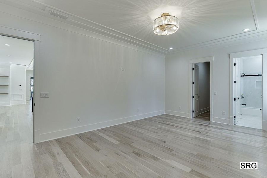 Spacious, unfurnished interior of a new home in , Lawrenceville (Image 42).
