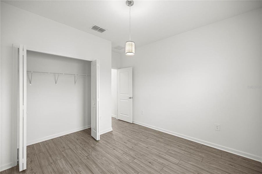 Spacious, unfurnished interior of a new home in , Ocala (Image 23).