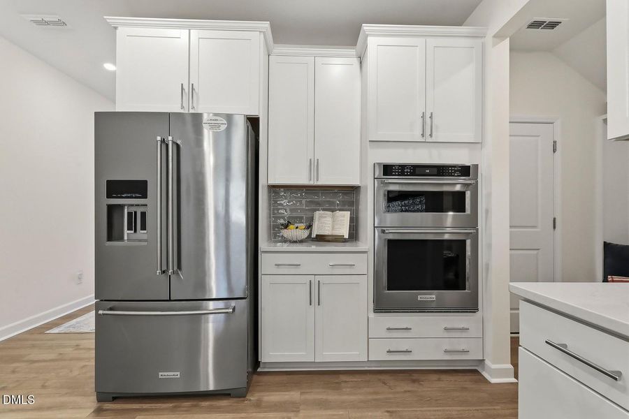 007-033-Kitchen-1500x1000