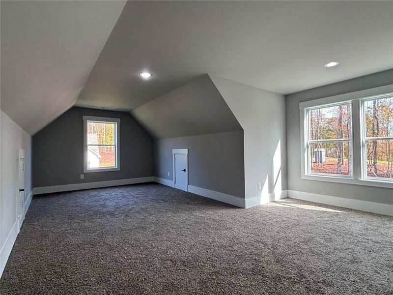 Spacious, unfurnished interior of a new home in , Jefferson (Image 21).