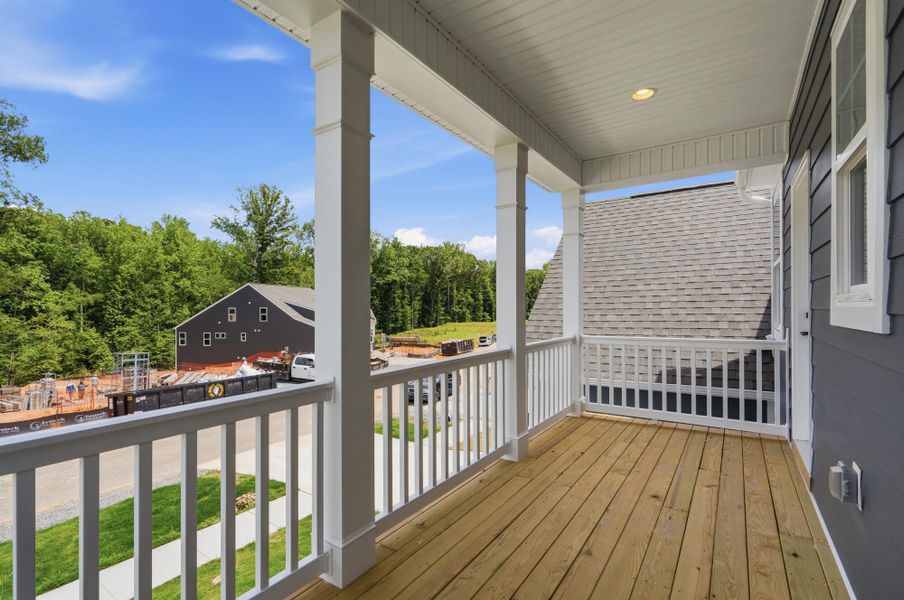 Exterior details and patio area of a home in Rone Creek, Waxhaw (Image 4).