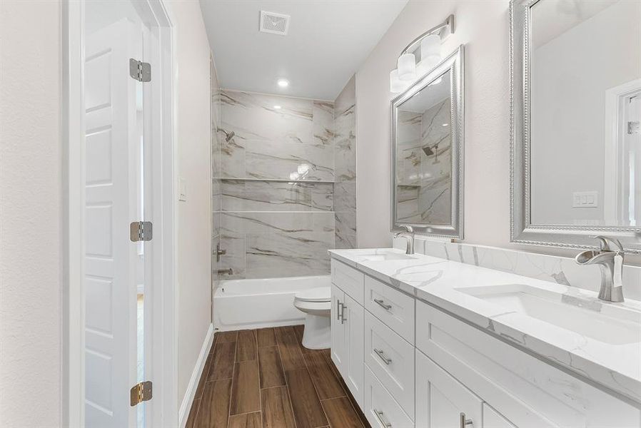 Furnished interior view inside a new home in , Granbury (Image 6). Furnished interior view inside a new home in , Granbury (Image 6).