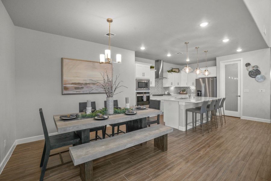 Representative furnished interior of a home built from the Capitan by Hakes Brothers in Hillside Park, El Paso (Image 26).