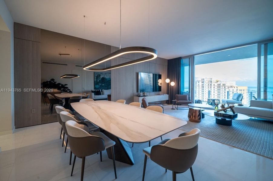 Community amenities in , Miami (Image 65).