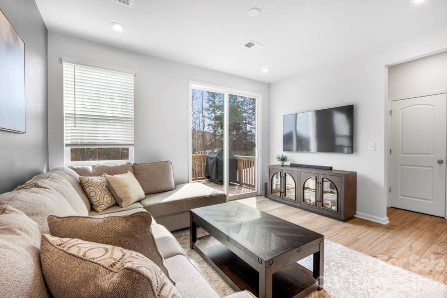Furnished interior view inside a new home in Pleasant Grove, Charlotte (Image 5).