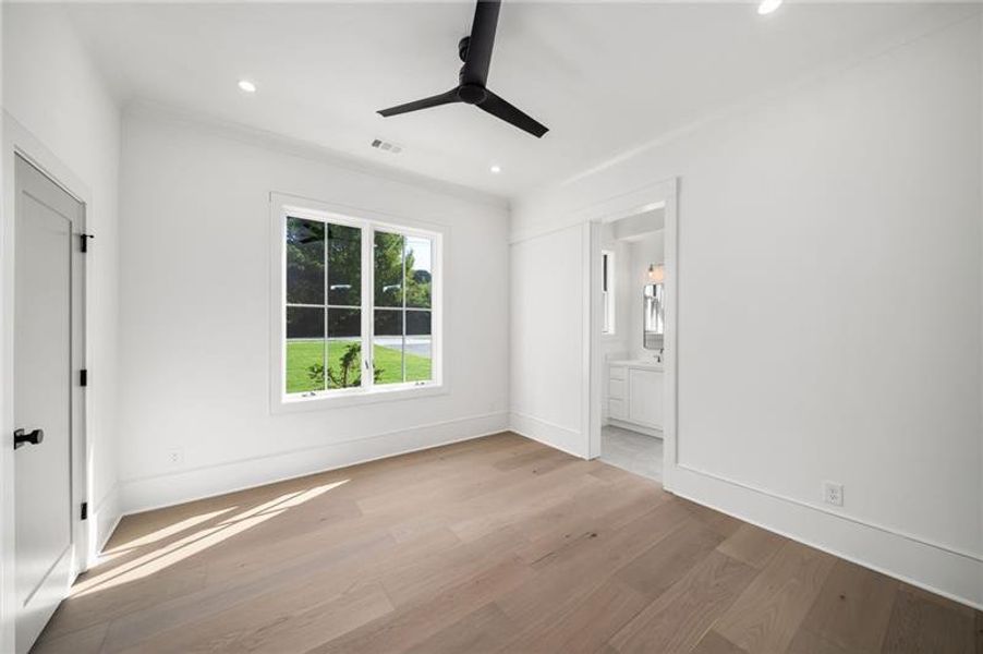 Spacious, unfurnished interior of a new home in , Roswell (Image 54).