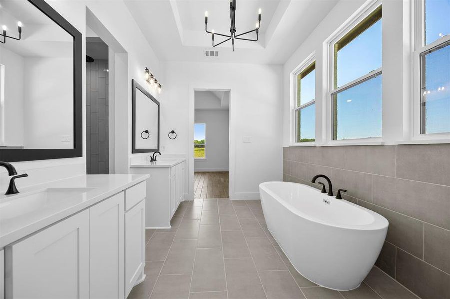 Furnished interior view inside a new home in , Waxahachie (Image 10).