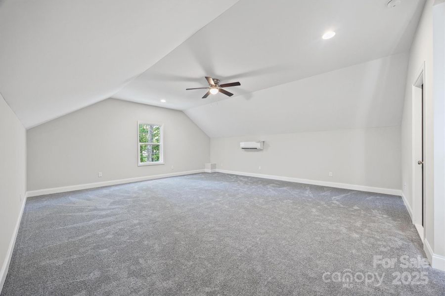 Spacious, unfurnished interior of a new home in , York (Image 22).