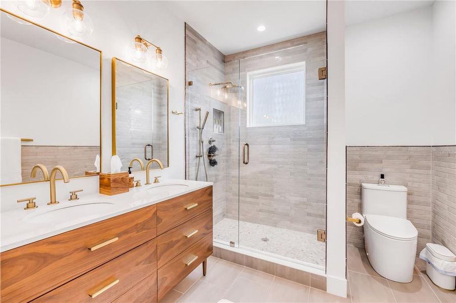 Furnished interior view inside a new home in , New Smyrna Beach (Image 36). Furnished interior view inside a new home in , New Smyrna Beach (Image 36).