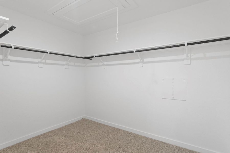 Spacious, unfurnished interior of a new home in Tamarron, Fulshear (Image 21).
