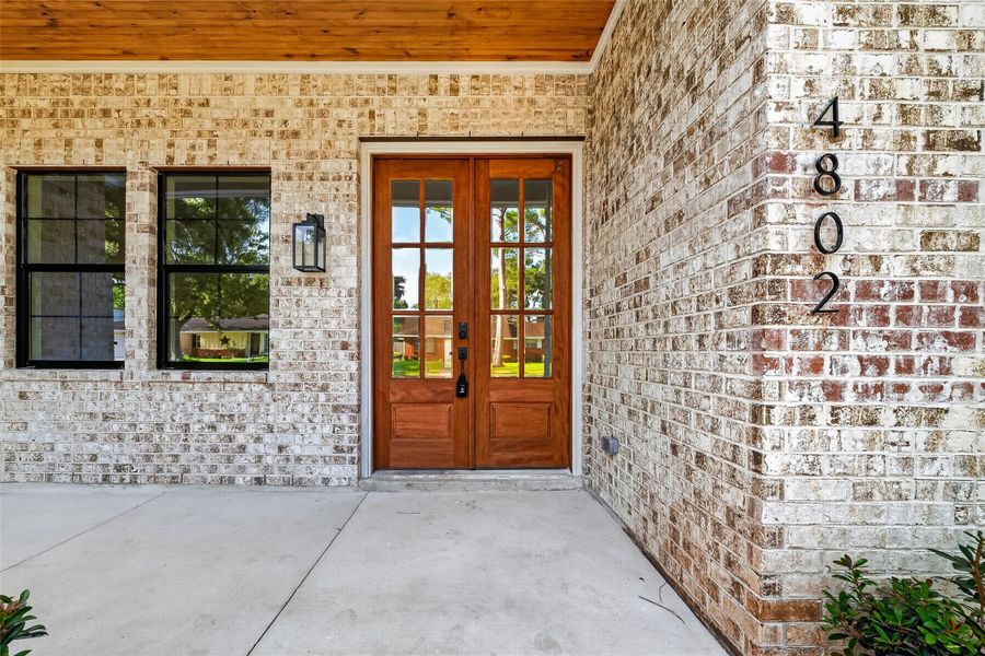 Exterior details and patio area of a home in , Houston (Image 3). Exterior details and patio area of a home in , Houston (Image 3).