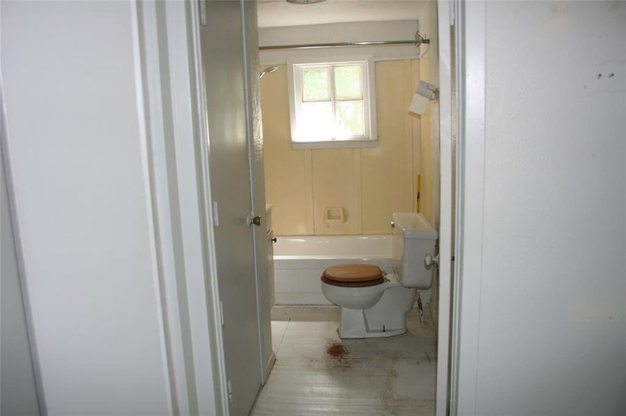 Image 16 of a home in .