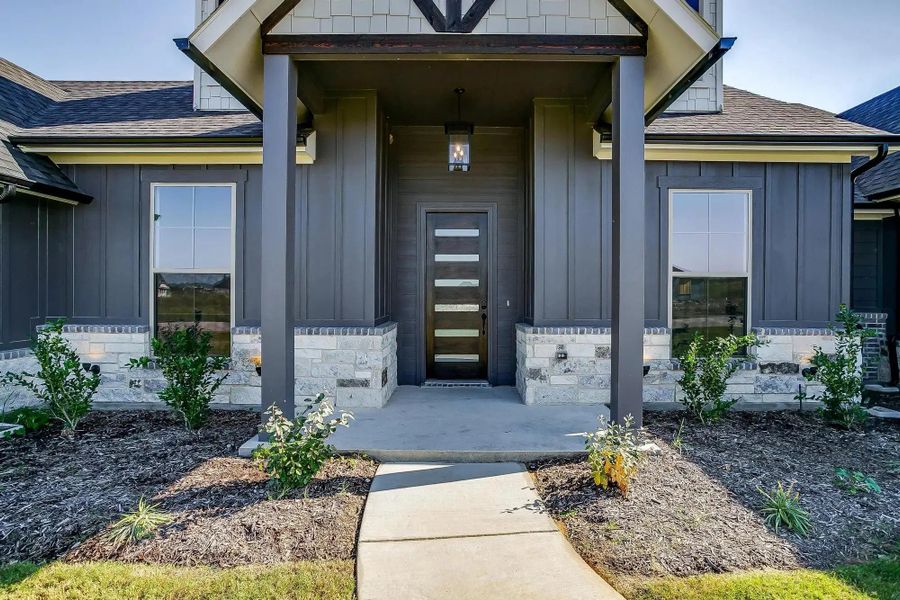 Representative exterior details of a home built from the The Colin by Elmwood Custom Homes in Aledo Heights, Aledo (Image 11).