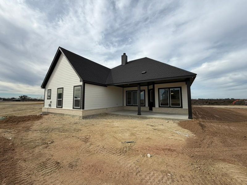 Exterior details and patio area of a home in Eagle Ridge Estates, Weatherford (Image 2). Exterior details and patio area of a home in Eagle Ridge Estates, Weatherford (Image 2).