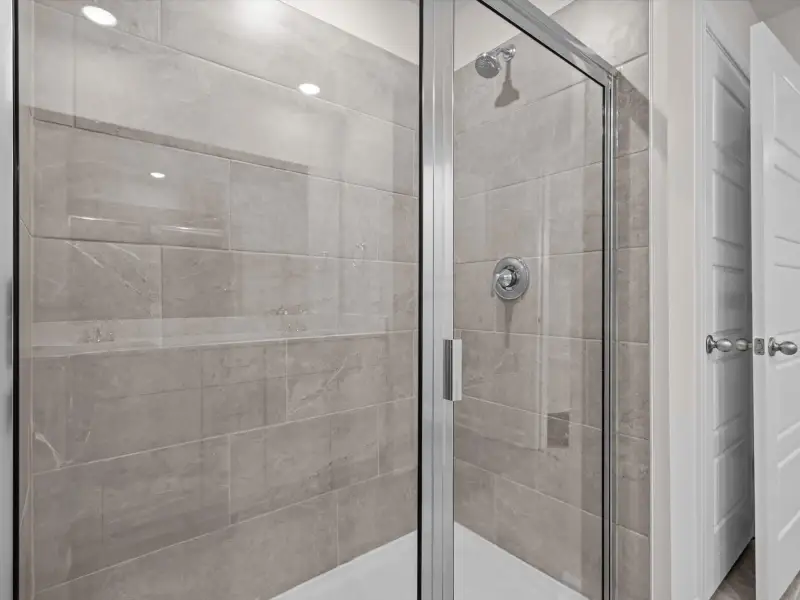 Close-up of interior finishes inside a home in Collier Ridge, Moore (Image 10).