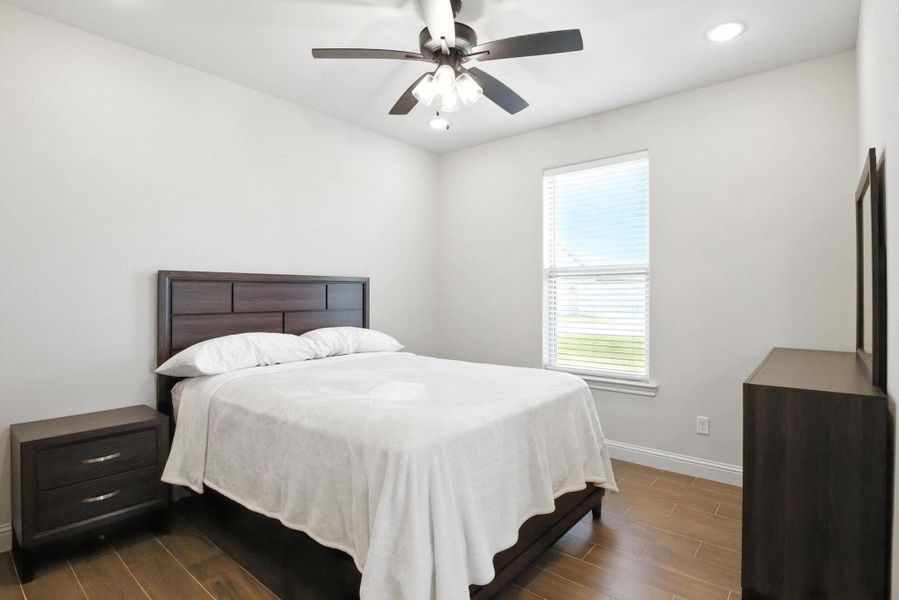 Furnished interior view inside a new home in , Bryan (Image 19).