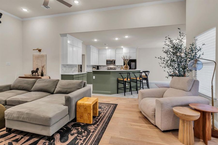 Furnished interior view inside a new home in , Fort Worth (Image 15). Furnished interior view inside a new home in , Fort Worth (Image 15).