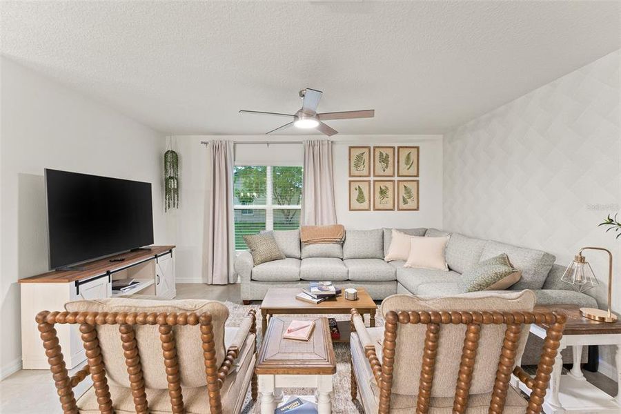 Furnished interior view inside a new home in , Spring Hill (Image 35).