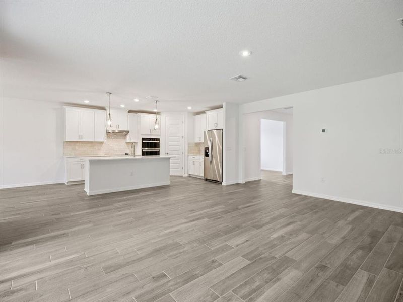 Spacious, unfurnished interior of a new home in Salt Meadows - Signature Series, Parrish (Image 36). Spacious, unfurnished interior of a new home in Salt Meadows - Signature Series, Parrish (Image 36).