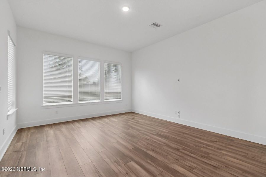 Spacious, unfurnished interior of a new home in Kettering at eTown - Paired Villas, Jacksonville (Image 14). Spacious, unfurnished interior of a new home in Kettering at eTown - Paired Villas, Jacksonville (Image 14).