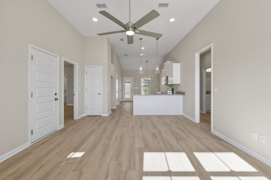Spacious, unfurnished interior of a new home in Legacy Preserve, Tullahoma (Image 16).