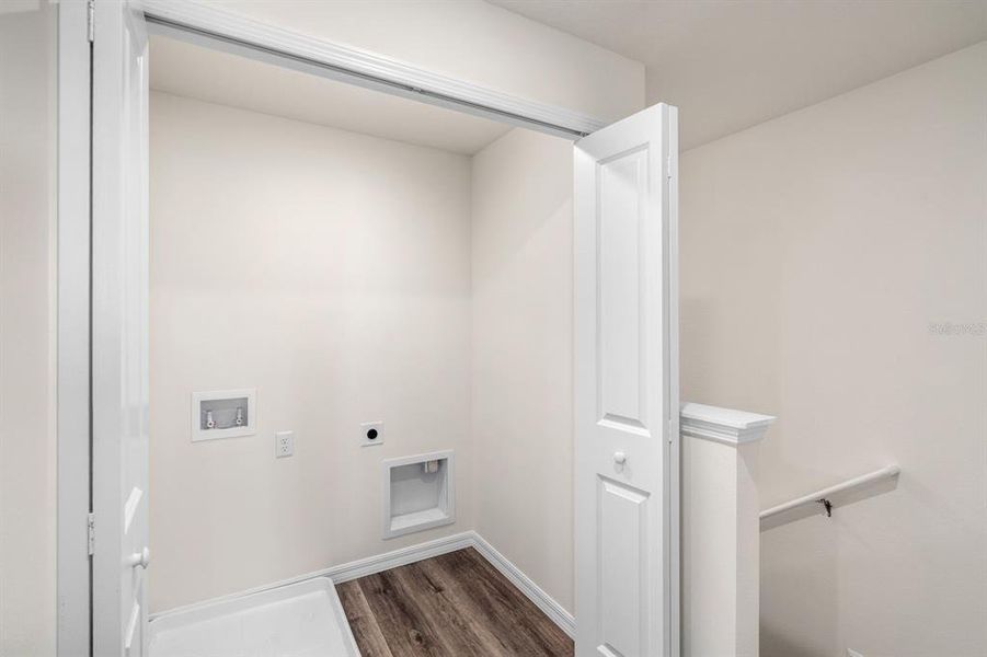 Spacious, unfurnished interior of a new home in Waterleigh, Winter Garden (Image 36).