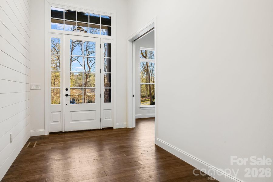 Spacious, unfurnished interior of a new home in , Sapphire (Image 21).