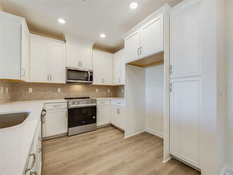 Furnished interior view inside a new home in Gatherings® of Lake Nona, Orlando (Image 5).