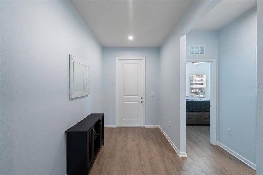 Spacious, unfurnished interior of a new home in , Minneola (Image 21).