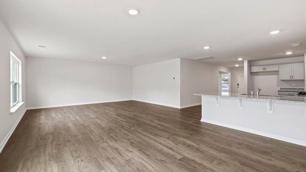 Spacious, unfurnished interior of a new home in Treemont Commons, Wellford (Image 20).