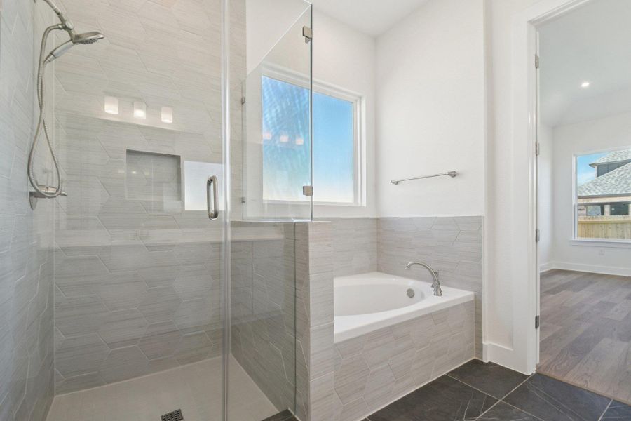 Furnished interior view inside a new home in Persimmon, Buda (Image 12).