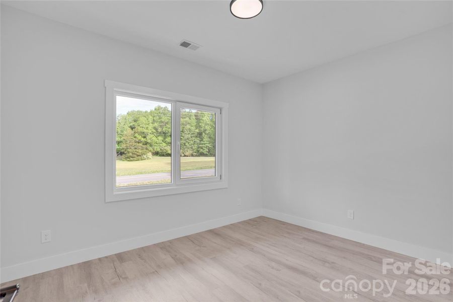 Spacious, unfurnished interior of a new home in , Bessemer City (Image 15).