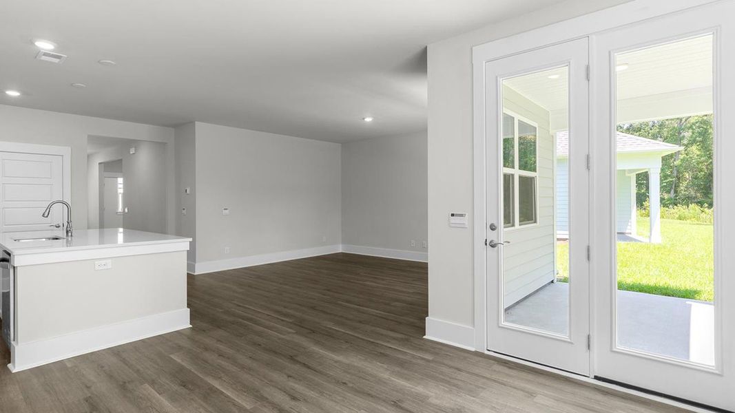 Spacious, unfurnished interior of a new home in Rolling Hills, Bolivia (Image 24).