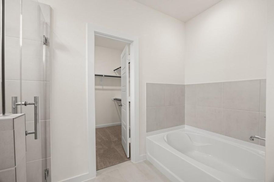 2 nd of 3 full bath's 2 nd of 3 full bath's