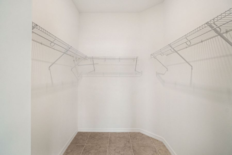 Representative unfurnished interior of a home built from the Juno by William Ryan Homes in Myers Estates, Seffner (Image 21).