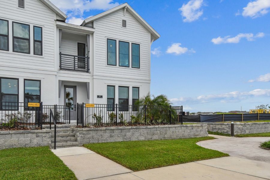 Image 36 of a home in Emerald Landing at Waterside at Lakewood Ranch – Towns. Image 36 of a home in Emerald Landing at Waterside at Lakewood Ranch – Towns.