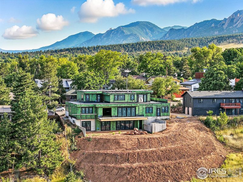 Image 32 of a home in .