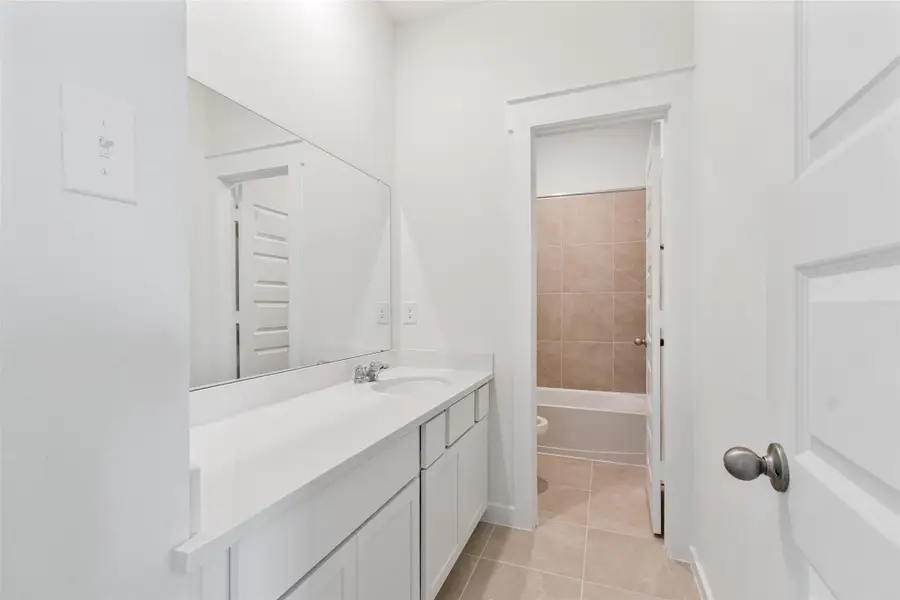 Furnished interior view inside a new home in Colony at Pinehurst, Pinehurst (Image 8).