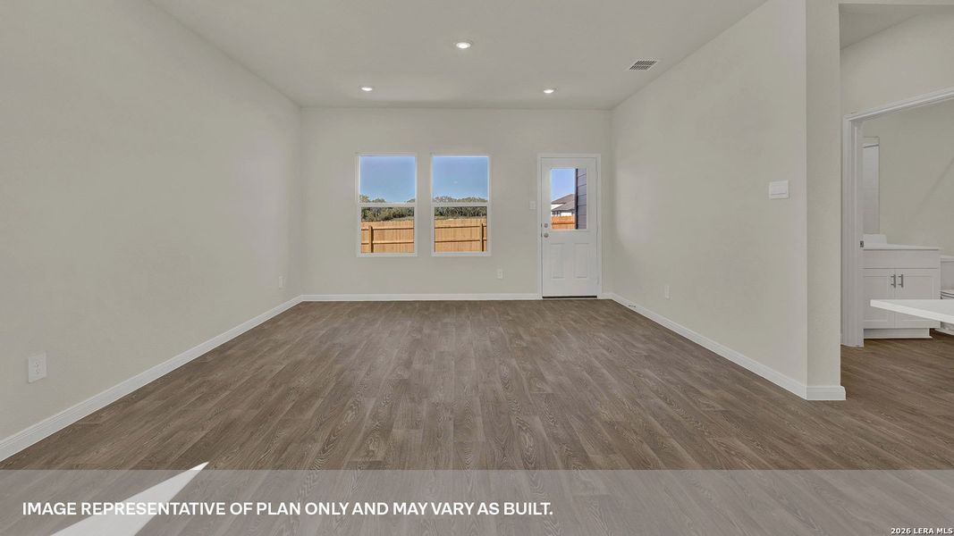 Spacious, unfurnished interior of a new home in Paramount, Kyle (Image 18).