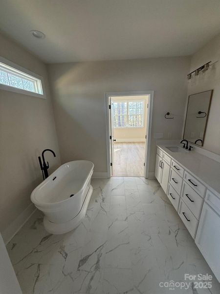 Image 20 of a home in .