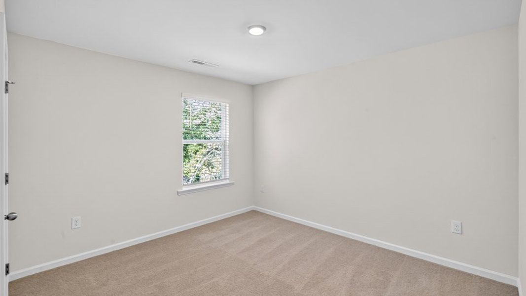 Spacious, unfurnished interior of a new home in Olive Branch, Clayton (Image 24).