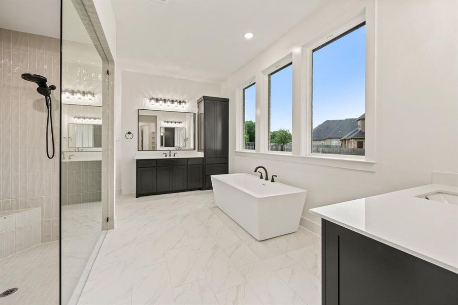 Furnished interior view inside a new home in Highland Oaks, Boyd (Image 11).