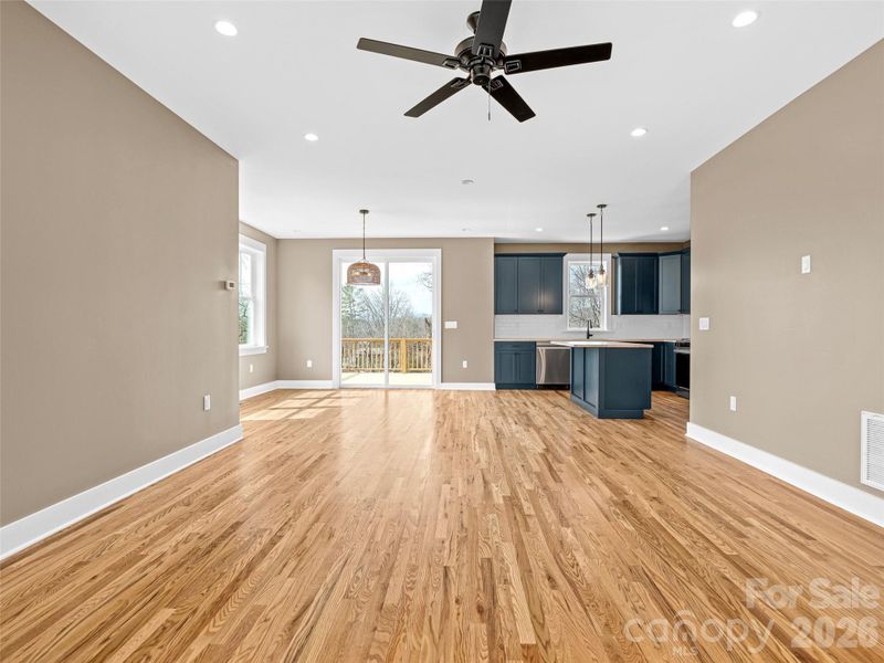 Spacious, unfurnished interior of a new home in , Asheville (Image 22).