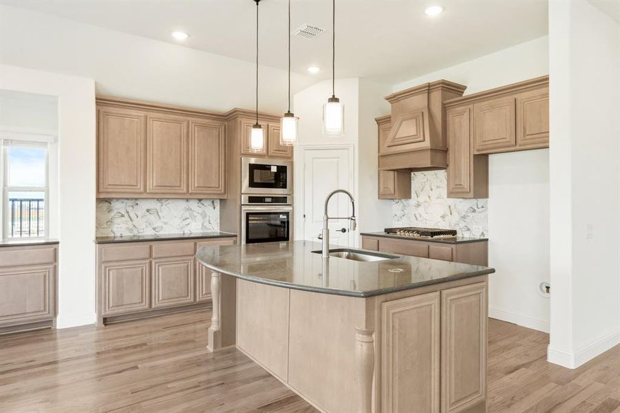 Furnished interior view inside a new home in Timberbrook, Justin (Image 15).