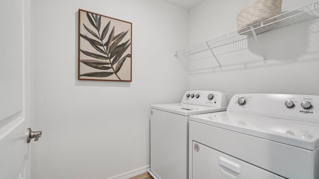 Representative furnished interior of a home built from the Elston by D.R. Horton in Avalon Woods, Newberry (Image 20).