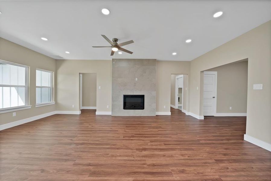 Spacious, unfurnished interior of a new home in , The Colony (Image 17).