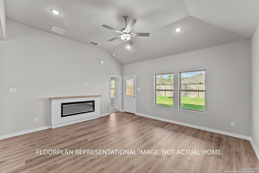 Spacious, unfurnished interior of a new home in Agave, San Antonio (Image 19).