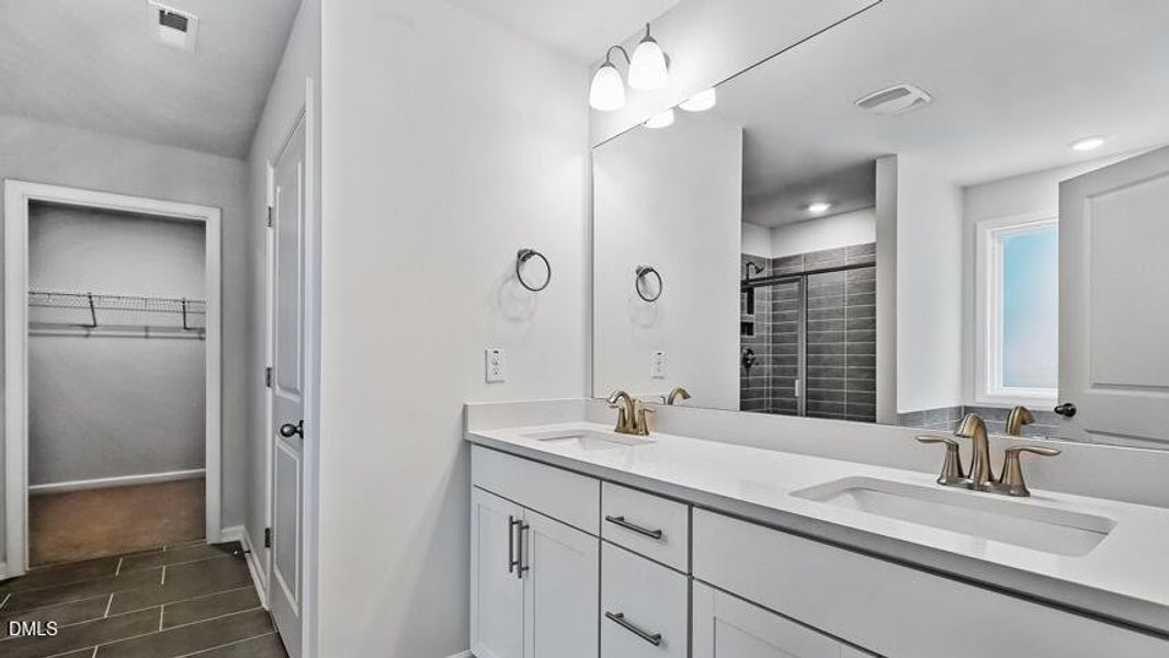 Bathroom Bathroom