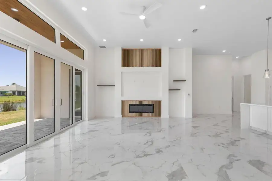 8-web-or-mls-116 Longview Way N-7