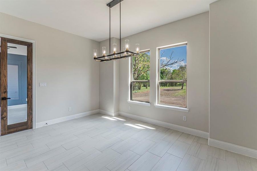 Spacious, unfurnished interior of a new home in , Van Alstyne (Image 14).